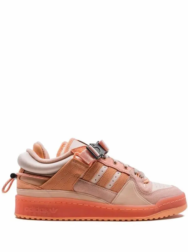 ADIDAS - Forum Low Easter Egg de adidas x Bad Bunny Metroutfits