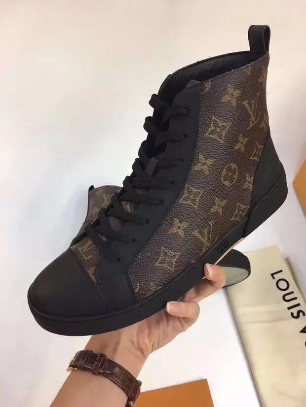 LOUIS VUITTON - SNEAKER Metroutfits