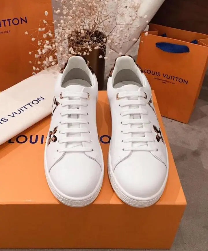 LOUIS VUITTON - SNEAKER Metroutfits